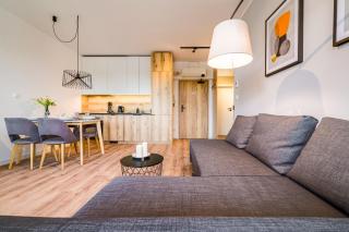 Partynice Apt - Parking & Balcony - by Rentujemy - 3