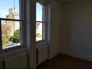 One bedroom flat in Streatham - 6
