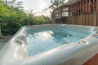 Clouds Cabin - HotTub, Mtn View, Pets - 8
