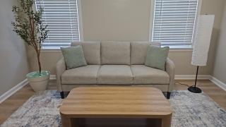 Furnished Cozy Modern Retreat - Columbus - 6