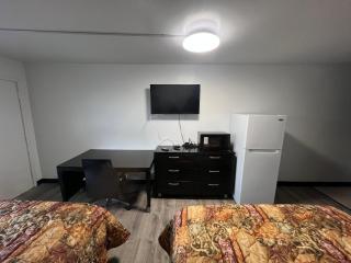 Economy Inn - Kankakee - 1