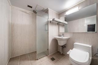 Pyeongtaek Stay Tourist Hotel - Pyeongtaek - 8