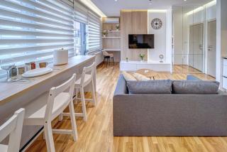 Spa King Apartments 1 - 8