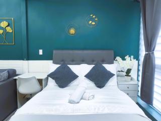 Lovely Condo in Uptown, BGC - Soleil Pacific Suite - 3