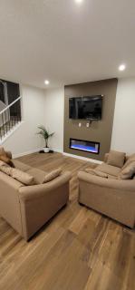 Full AC Brand New House with 3 Bedroom - Airdrie - 9