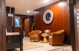 Dukes Barefoot Langkawi Beach House - Pantai Cenang - 3