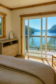 Sea Chalet - Oceanfront Cabin - 5