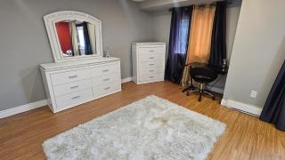 Beautifully furnished 3 bedroom house located close to all attractions - Pickering - 5