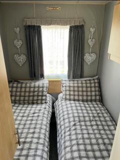 Caravan - Chapel Saint Leonards - 6
