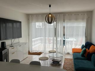 Le Downtown , Ploemeur , France - 9