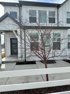 Great Location Sleeps 8 with 5 Beds and 3 Baths - 1