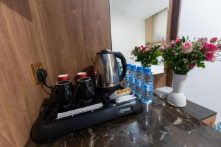 Hayah Plaza Hotel - 8