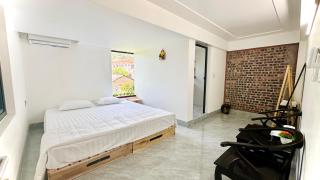 Queen House - 3