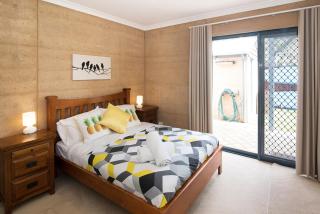 Tresco, Town central-beach end - 7