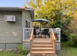 4 Season Cabin - screened in hot tub - - 4