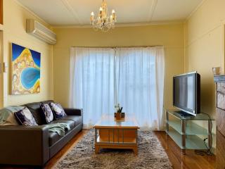 Nautique Beach House - Rustic and Charming, Walk 2 Beach & Shops - Rosebud - 9