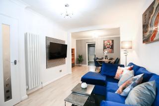 Insurance I Contractors I 2BR I Parking I Modern Stay I WiFi - 5