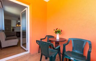 2 Bedroom Gorgeous Apartment In Umag - 2