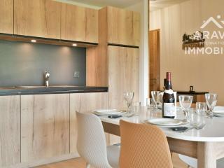 Appartement moderne 2 chambres, vue pistes, parking - FR-1-391-216 - 8