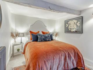 The Bluebell Country Inn - Llangenny - 3