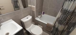 Habitación con baño privado y estacionamiento - 1