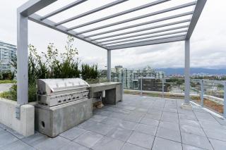 Modern 4-Bed Condo with AC and Parking near SkyTrain for 6 - Vancouver - 9