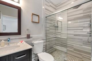 Chic Flat W Rooftop Pool & Gym - 6