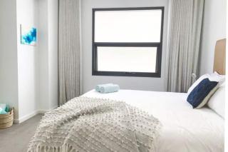 Pearl On Pakenham- Modern & Central W King Beds - 4