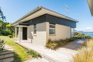 Breathtaking views of Lake Taupo - 6