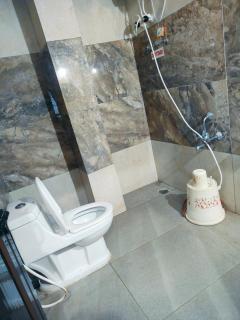 SB Parvathi Comforts - Mysore - 6