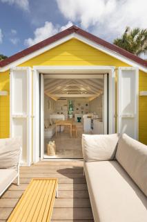 Yellow Hut - 1