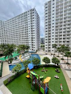 Staycation near MOA, Airport - 1