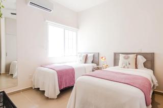 Spacious 3BR 3 Pools Gym 500MB WiFi Parking - 3