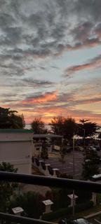 Seaview 2BR Resort Stay Near Pantai Puteri - 5