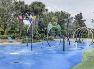 1st Level Poolbeach Disney Area - 5