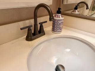 Festive Haven Room - Hemet - 2