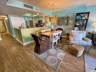Oceanview Near Boardwalk Tiki Bar Pools - 5