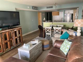 Oceanview Near Boardwalk Tiki Bar Pools - 3