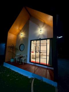 NICHA Cafe' & Resort - - 2