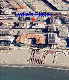 Lydia's Place by the beach - Golem - 8