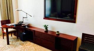 Peony Harbor City Hotel - 1