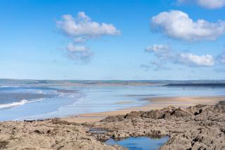 Spacious 3 Bed Seaview Retreat - Family-Friendly in Westward Ho! - 1