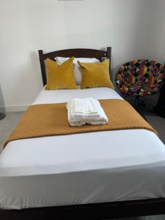 Charming room with amenities - Airdrie - 0