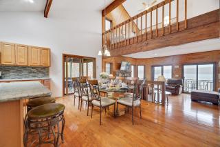 Lake Front, Ski,hot Tub, Fire Pit, Fp, Boats - 2