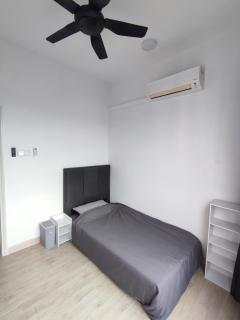 Comfy Room in High Floor! - 9