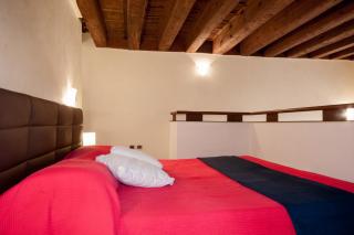 Doge Morosini Palace by Wonderful Italy - Venedig - 1