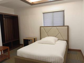 Aurora Villas and Cabin Resort - Clark - 5