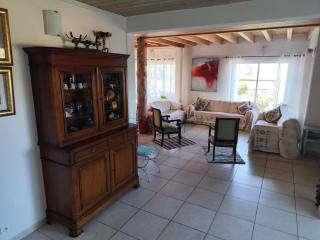 Villa avec piscine et belle vue mer proche des plages et commerces - 1