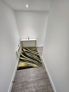 City Haven, Luxury 2-Bed, 2-Bath City Centre Flat with Gym & Garden - Steps from Cruise Terminal - 7