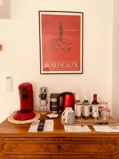 Chambre cosy dans le Centre de Blaye - clim & WiFi - 7